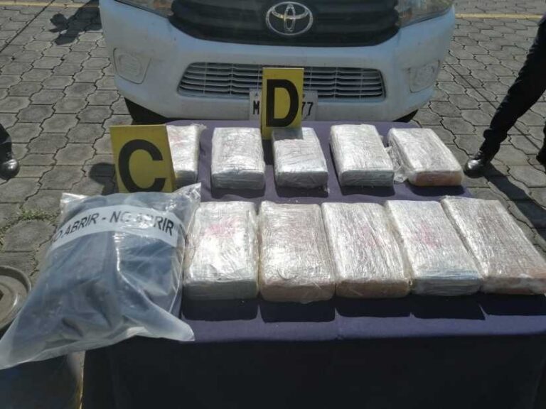 Incautan 9 kilos de cocaína en Carazo