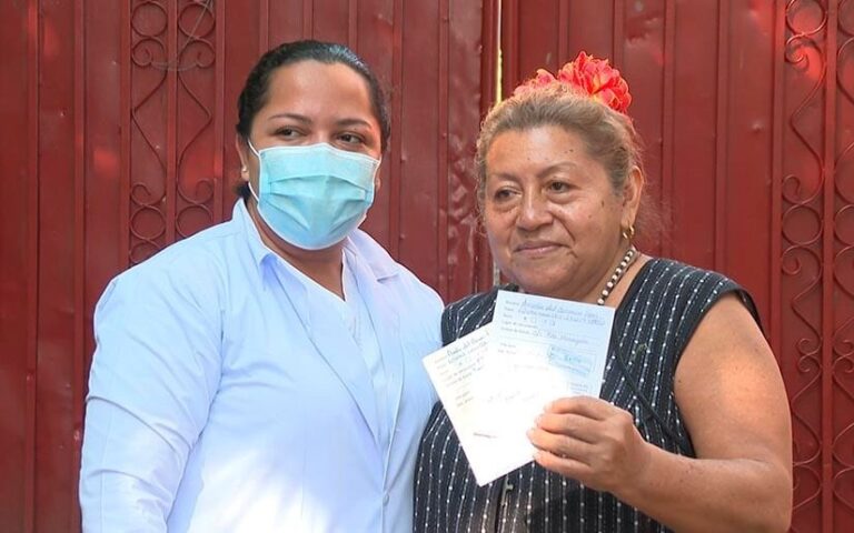 Jornada de vacunación contra el Covid-19 llega hasta el distrito II