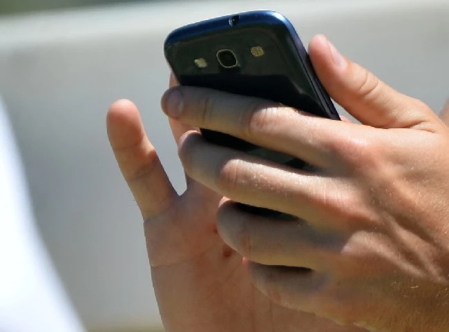 Ladrón pide ayuda a la policía para escapar