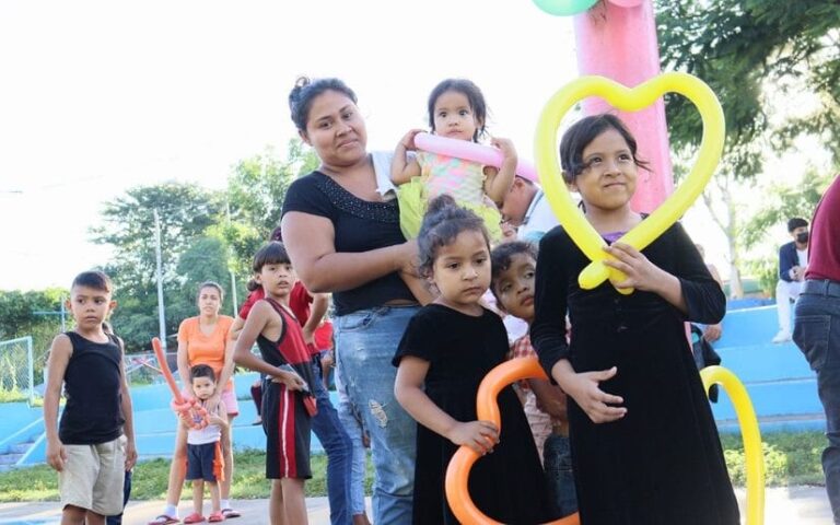 Realizan festival de la familia en la cancha del barrio Memorial Sandino