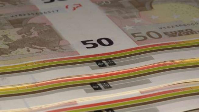 Se vuelve millonario y ahora busca mujer con quien compartir su fortuna