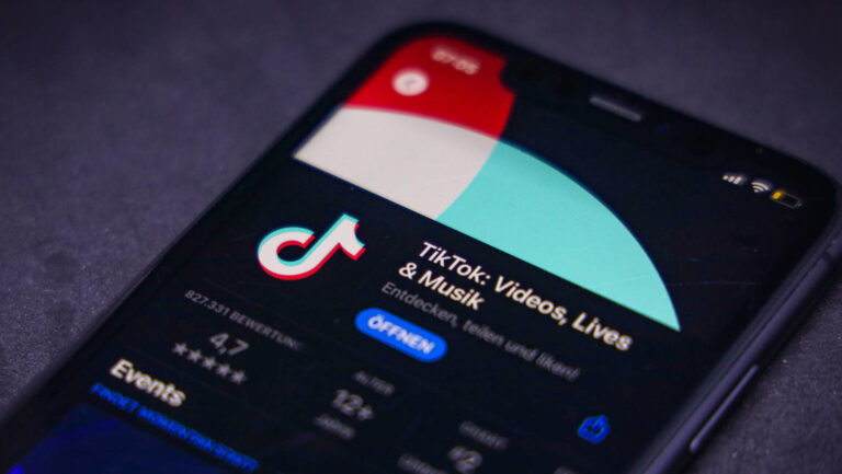 Prohíben uso de TikTok en agencias estatales de Texas