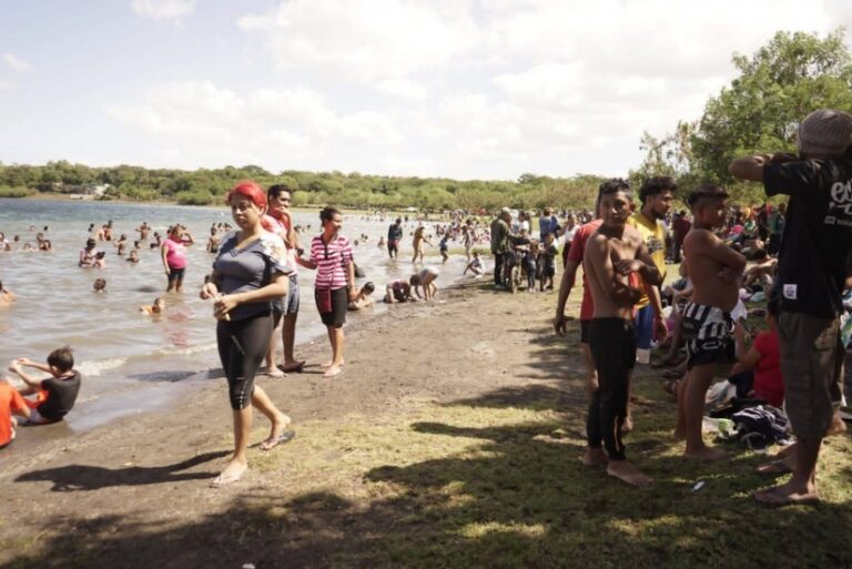 Familias visitan los centros turísticos de Xiloá y Xilonem&nbsp;