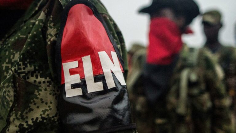 ELN libera a suboficial que mantenía cautivo