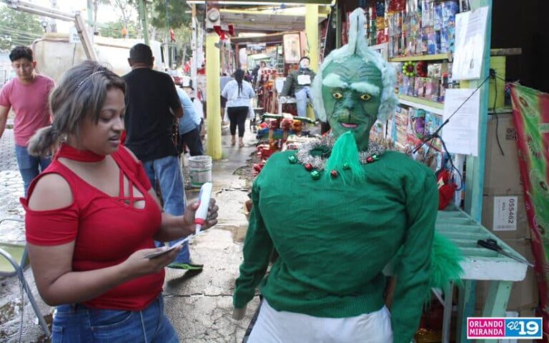 Comerciantes de pólvora afirman buenas ventas