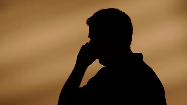 Lo detienen por llamar más de 2 mil veces a la Policía para insultar