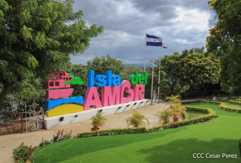 Inaugurarán cabañas en la Isla del Amor