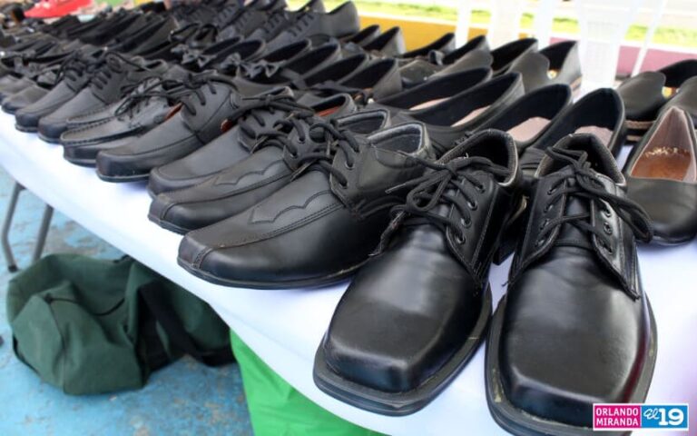 Realiza feria escolar en el Puerto Salvador Allende