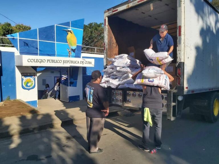 Distribuyen la Merienda Escolar en colegios de Managua