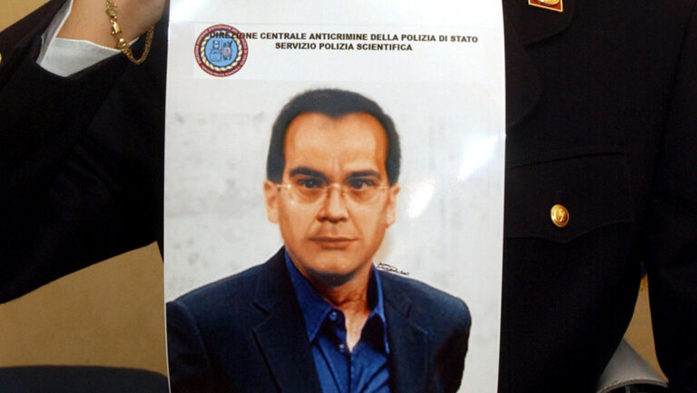 Detienen al último “padrino” de la mafia de Sicilia