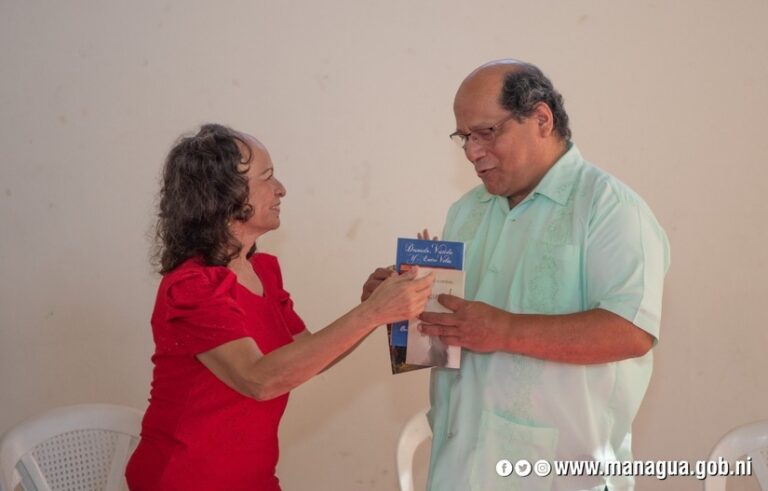En celebración al natalicio de Darío se realizó la presentación de tres libros de poesía
