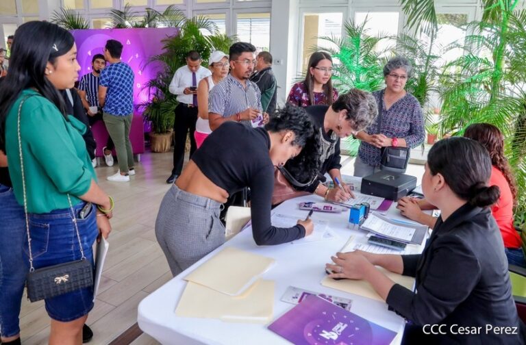 Escuela Creativa dio a conocer la oferta académica 2023