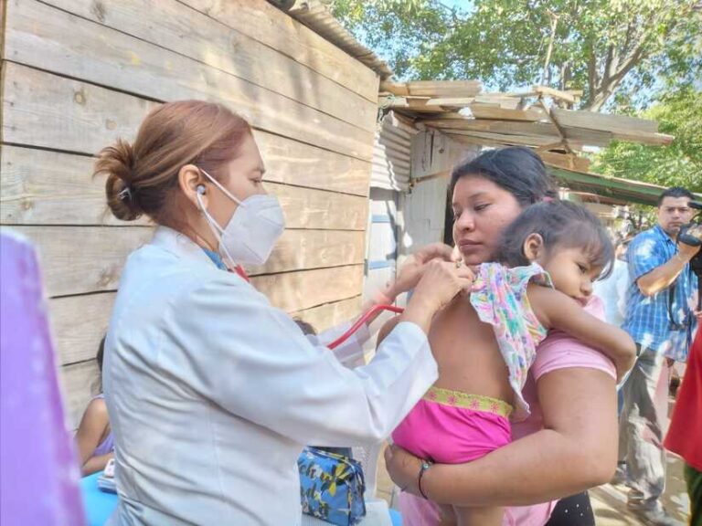 Feria de Salud llega al barrio El Recreo Norte