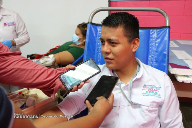 Minsa y Banco de Sangre realizan donación voluntaria de sangre