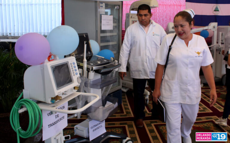 MINSA entrega equipos médicos de alta tecnología a hospitales del país