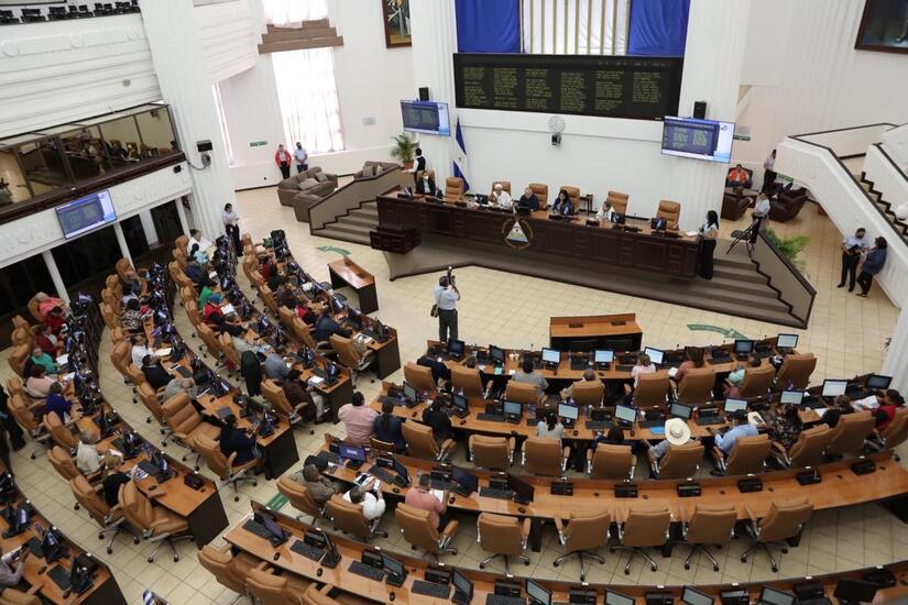 Parlamento De Nicaragua Rinde Homenaje A Emmanuel Mongalo Radio Nicaragua