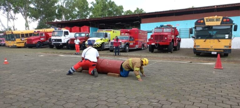 Nicaragua continúa fortaleciendo el aprendizaje de los Bomberos