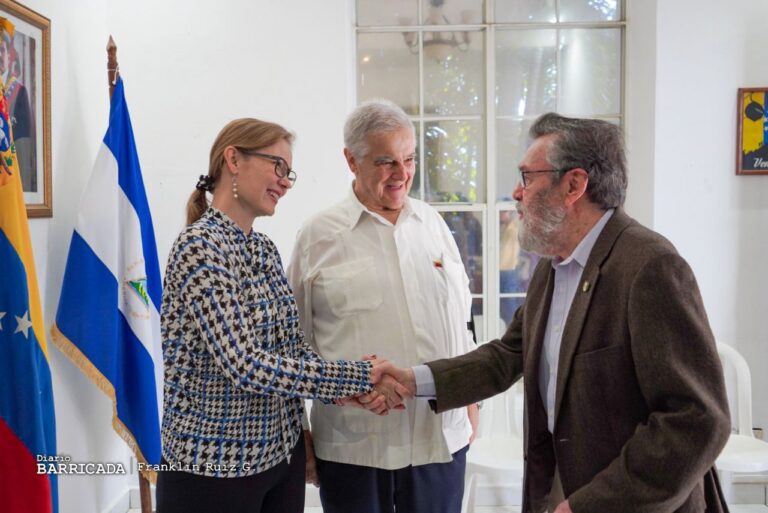 Gobierno de Nicaragua celebra 31 aniversario del Día de la Dignidad Nacional en Venezuela