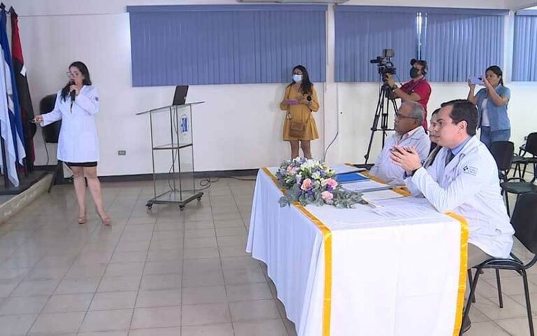 Nicaragua continúa trabajando en el fortalecimiento de los profesionales médicos