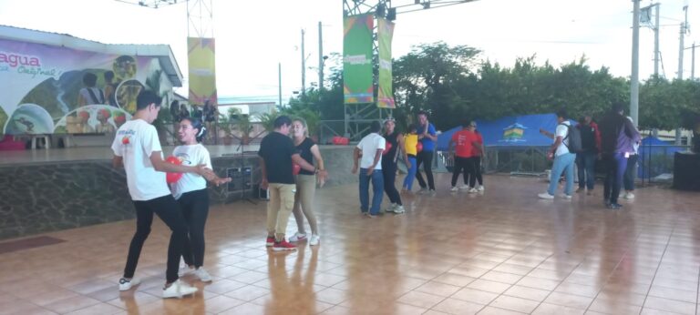 Ciudad Sandino elige a su “pareja dispareja”