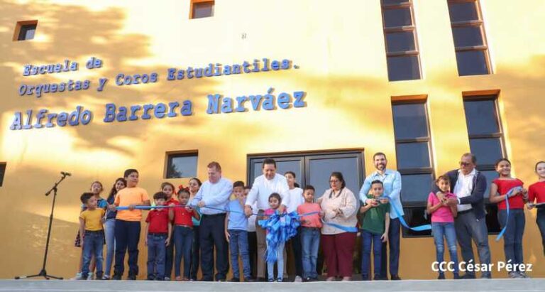 Rosario destaca inauguración de la Escuela de Orquestas y coros juveniles