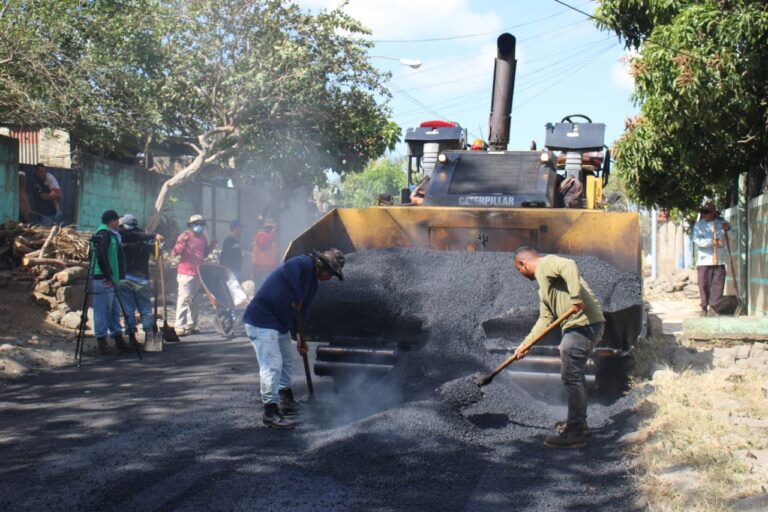Mejoran la red vial del barrio Hilario Sánchez
