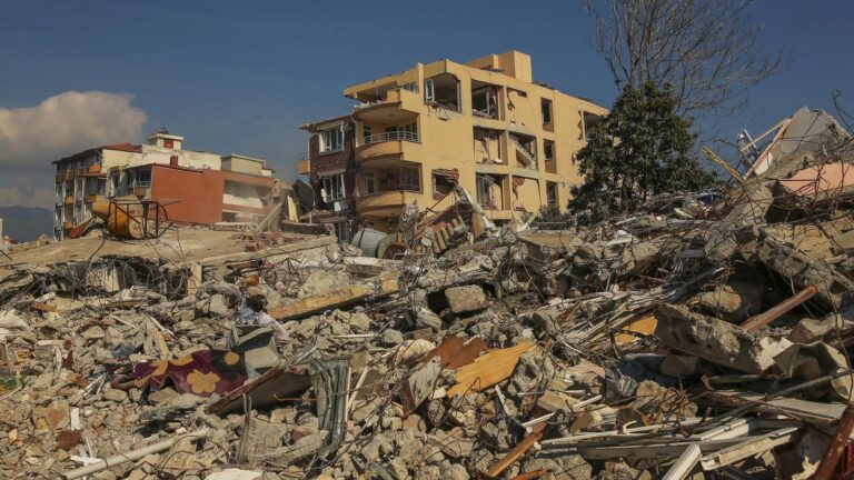 Se contabilizan cerca de 46 mil muertos en terremotos acontecidos en Turquía