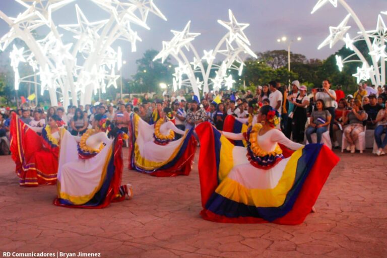 Cantata para rendir en homenaje al Gigante de América “Hugo Chávez”