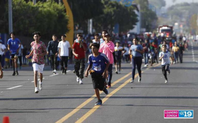 Realizan maratón deportivo en homenaje al aniversario del Comandante “Hugo Chávez”
