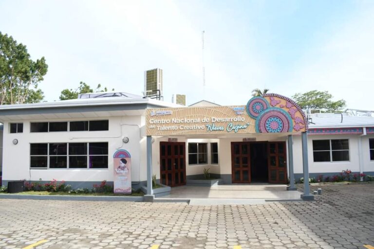 Inauguran el Centro Nacional de Desarrollo del Talento Creativo “Nieves Cajina”