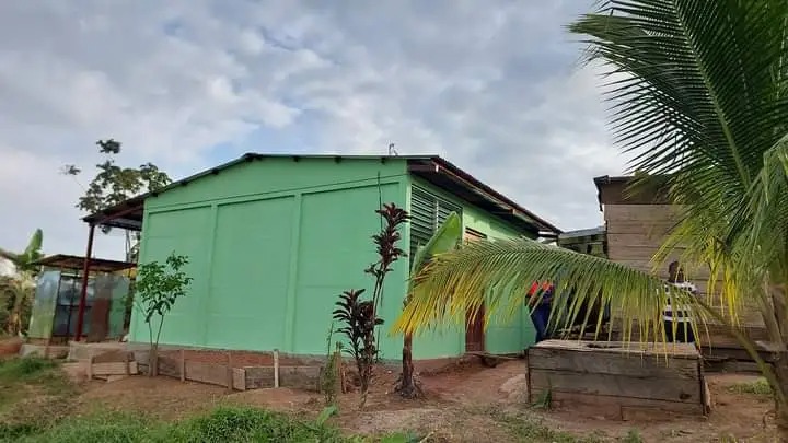 Entregan cuatro viviendas dignas en Bluefields