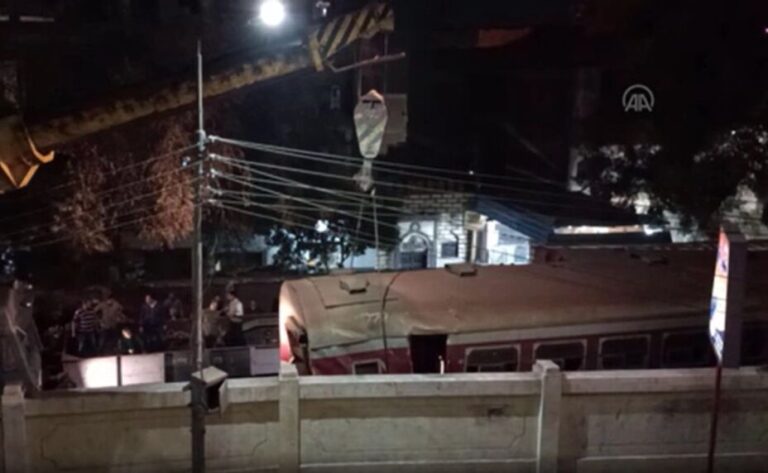 Descarrilamiento de un tren en Egipto deja cuatro muertos