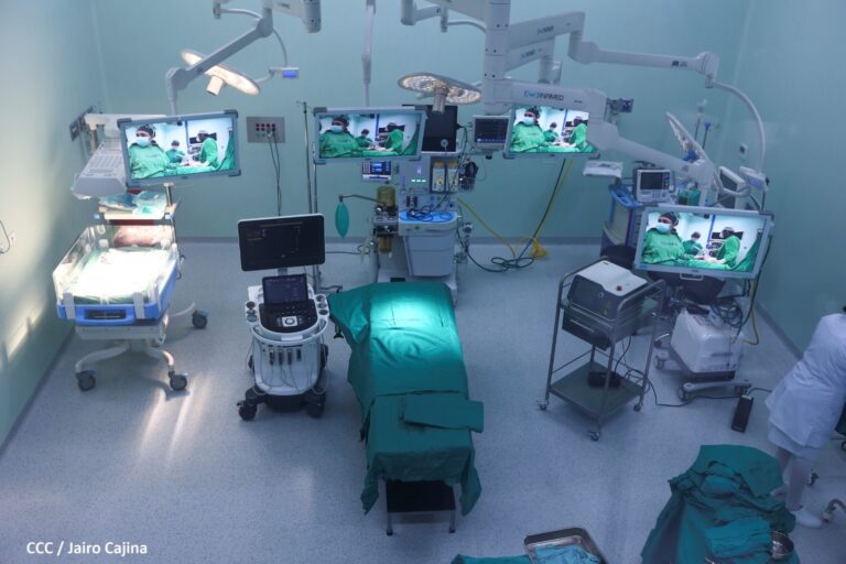 Inauguran dos quirófanos en el Hospital Escuela Bertha Calderón Roque