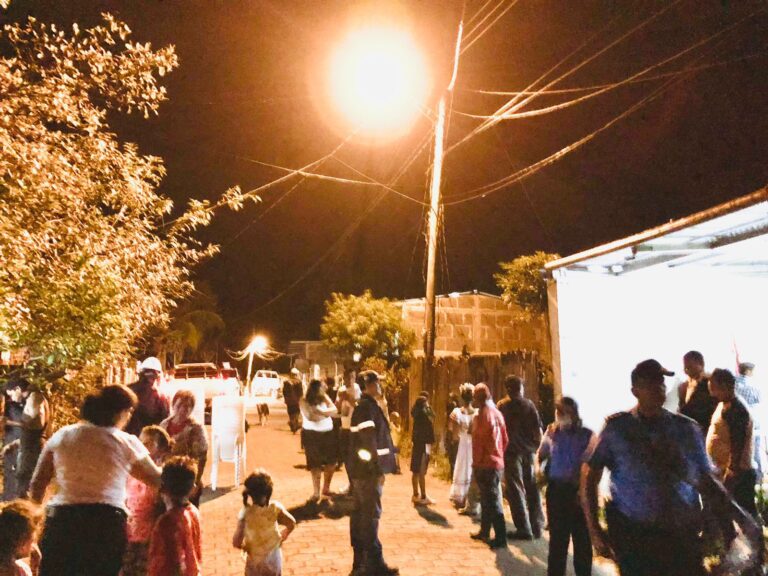 Inauguran primera fase de luminarias públicas en San Nicolás