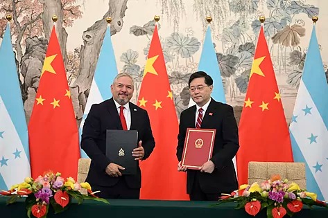 China y Honduras anuncian el establecimiento de Relaciones Diplomáticas