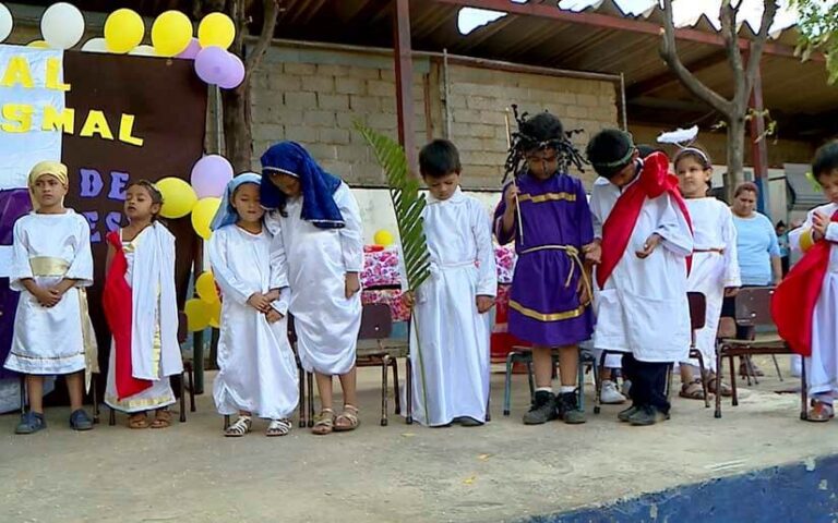 MINED realiza Festival de Música Sacra en el Colegio Clementina Cabezas