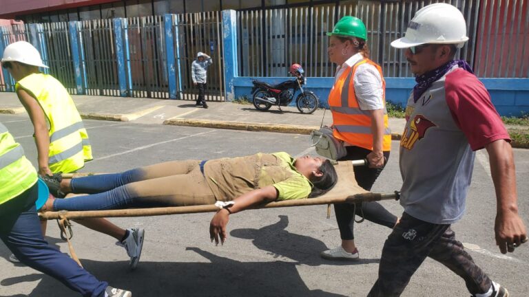 Familias del distrito I se suman al primer Ejercicio Nacional 