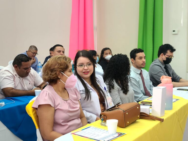 Capacitan a radiólogos nicaragüenses sobre avance en diagnóstico por imagen