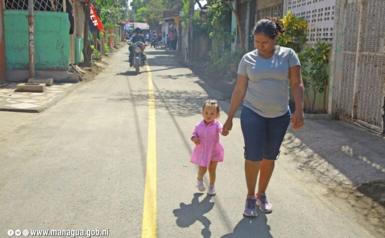 ALMA inaugura obra vial en barrio Colombia