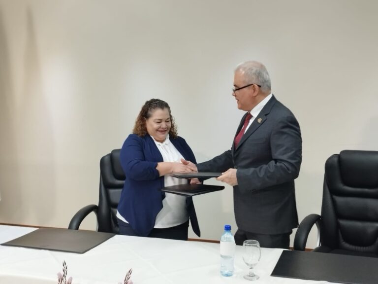 BCN Y UNI intercambian Convenio de Colaboración Académica