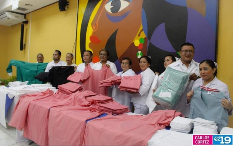 Más de 75 hospitales públicos recibieron ropa quirúrgica