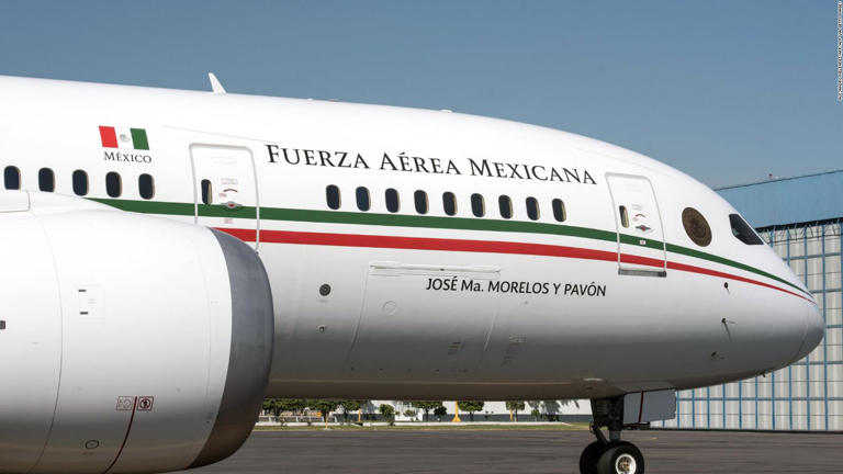Tayikistán compra por 92 millones de dólares el avión presidencial de México