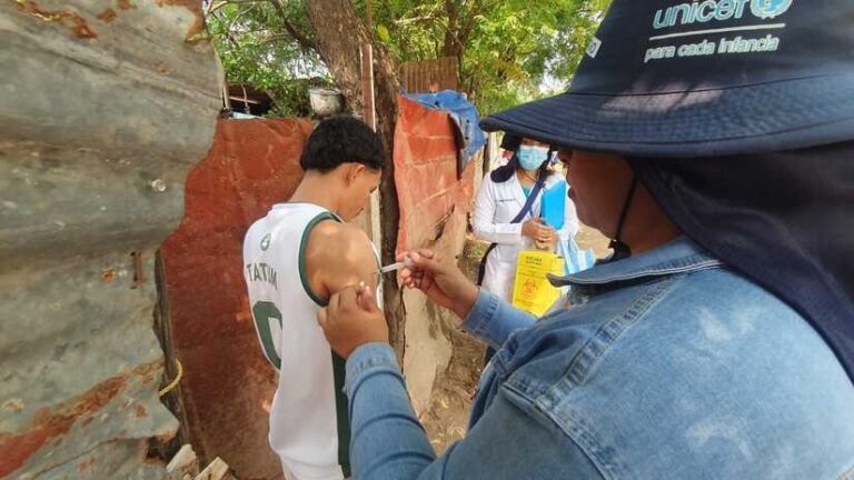 Familias de Mateare fueron vacunados contra diversas enfermedades