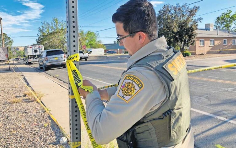 Mueren cuatro personas durante tiroteo en Nuevo México