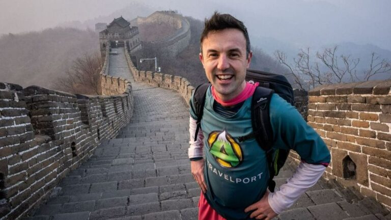 Visita las 7 maravillas del mundo en una semana.