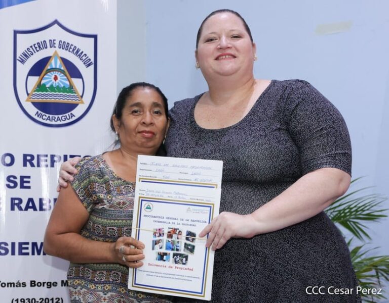 Un total de 100 títulos de propiedad fueron entregados 