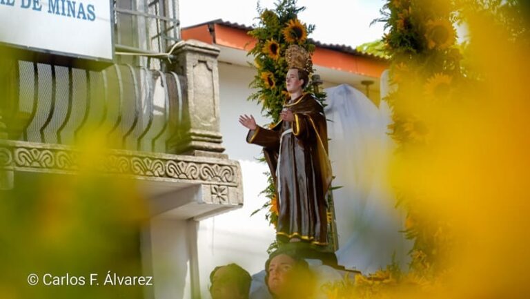 Chinandega realiza fiesta tradicional “Los Mantudos” en honor a San Pascual Bailón