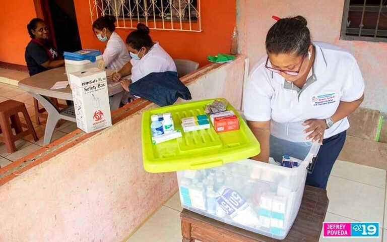 Hasta el barrio Carlos Núñez llego la Feria de Salud del MINSA