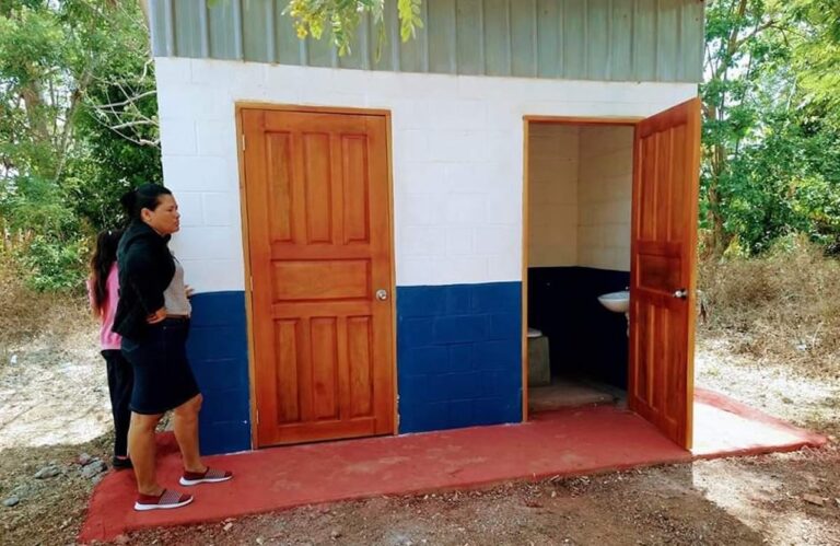 Inauguran mejoramiento en infraestructura en la Escuela San Martín – Carazo