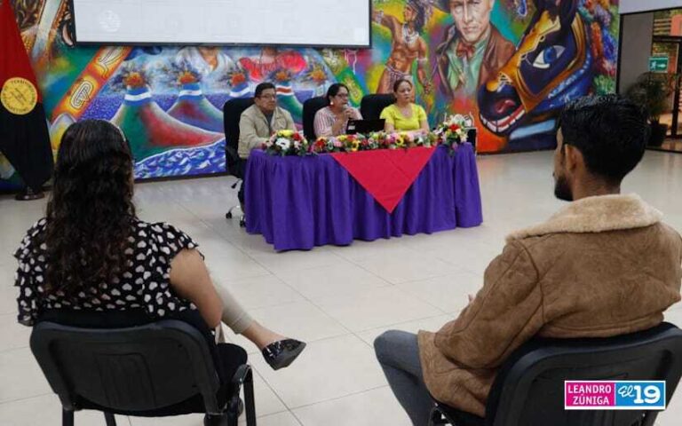 MINED promueve uso de plataformas colaborativas y adaptivas